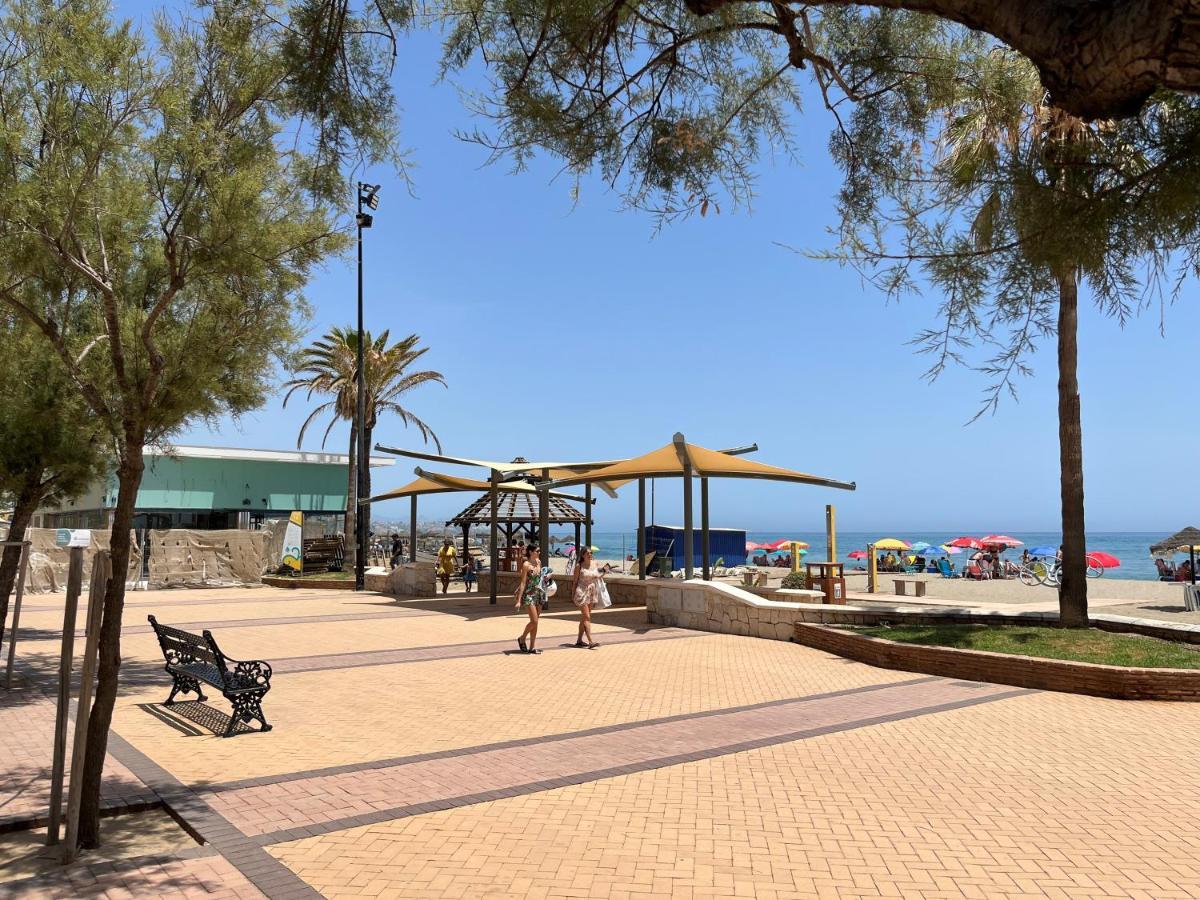 Moderno Apartamento En Primera Linea Paseo Maritimo Fuengirola Dış mekan fotoğraf